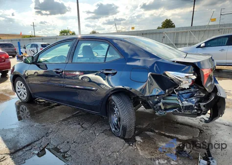 2018 Toyota Corolla L z USA, uszkodzony, nr VIN 2T1BURHE6JC048062